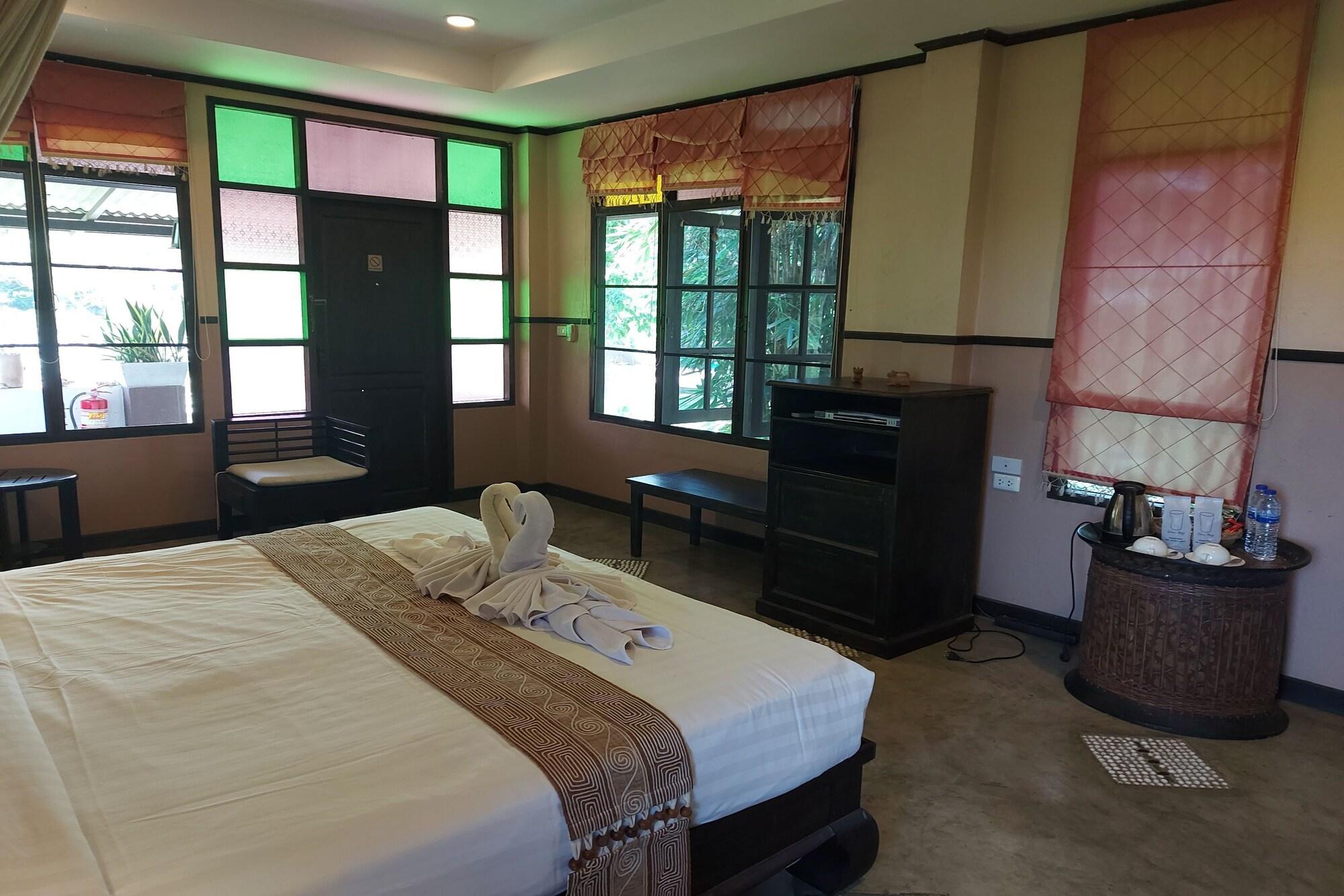 Baan Chai Thung Resort Doi Saket Екстериор снимка