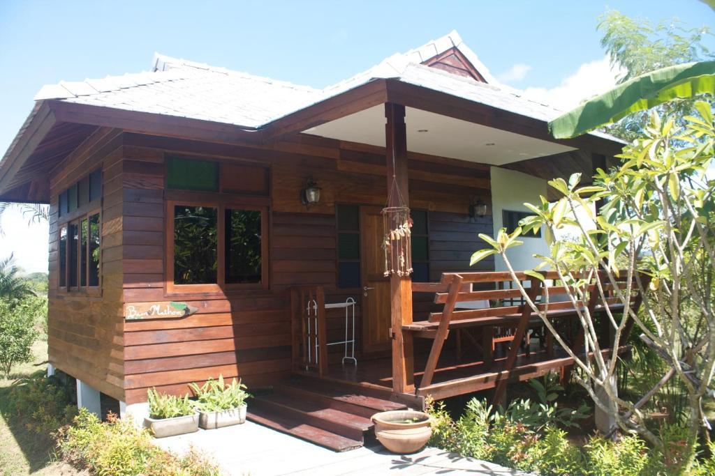 Baan Chai Thung Resort Doi Saket Стая снимка